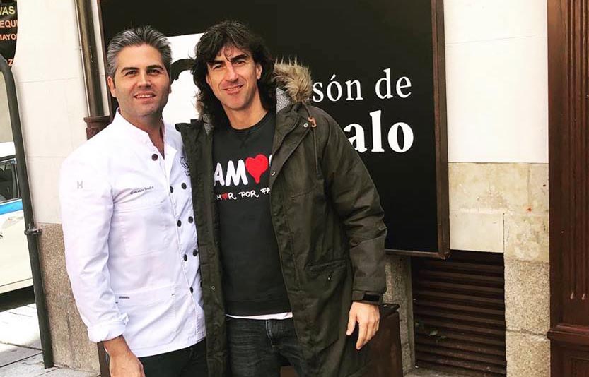 JOSÉ EMILIO AMAVISCA DE VISITA EN NUESTRA CASA